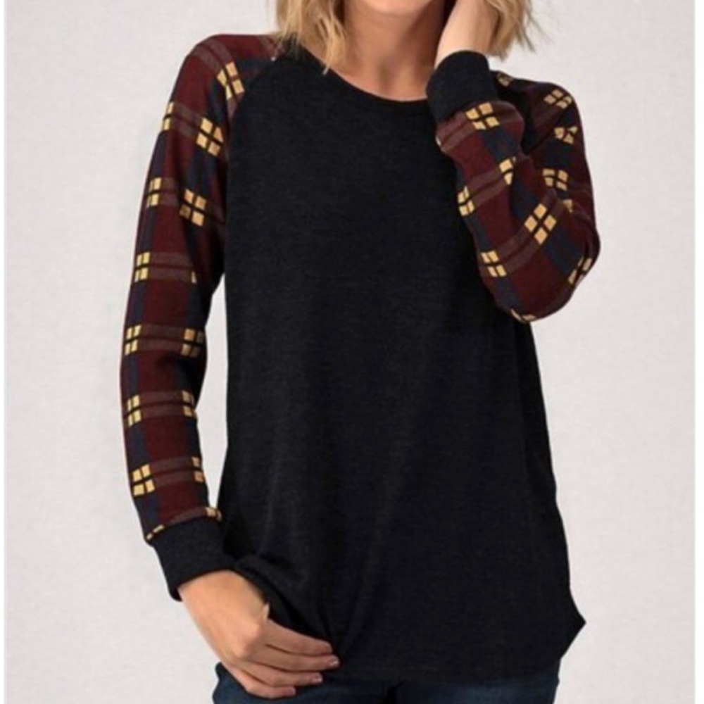 Blue with plaid long sleeves Top